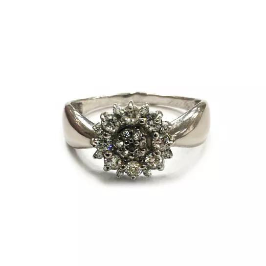 Кольцо с фианитом из серебра