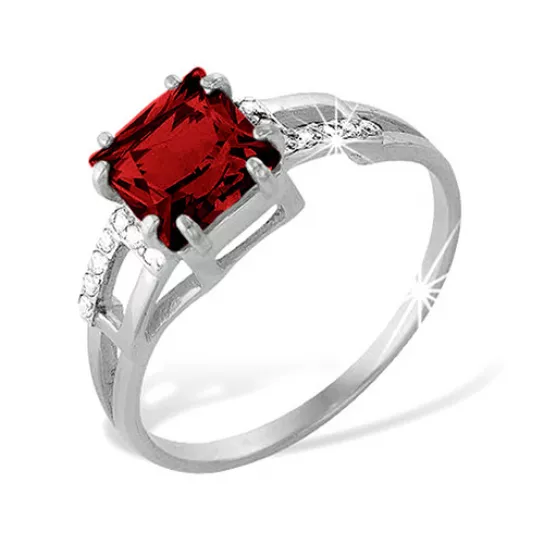 Кольцо с фианитом и гранатом из серебра